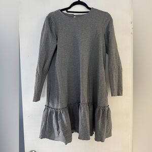 Banana Republic Gray Ruffle Hem long sleeved Dress